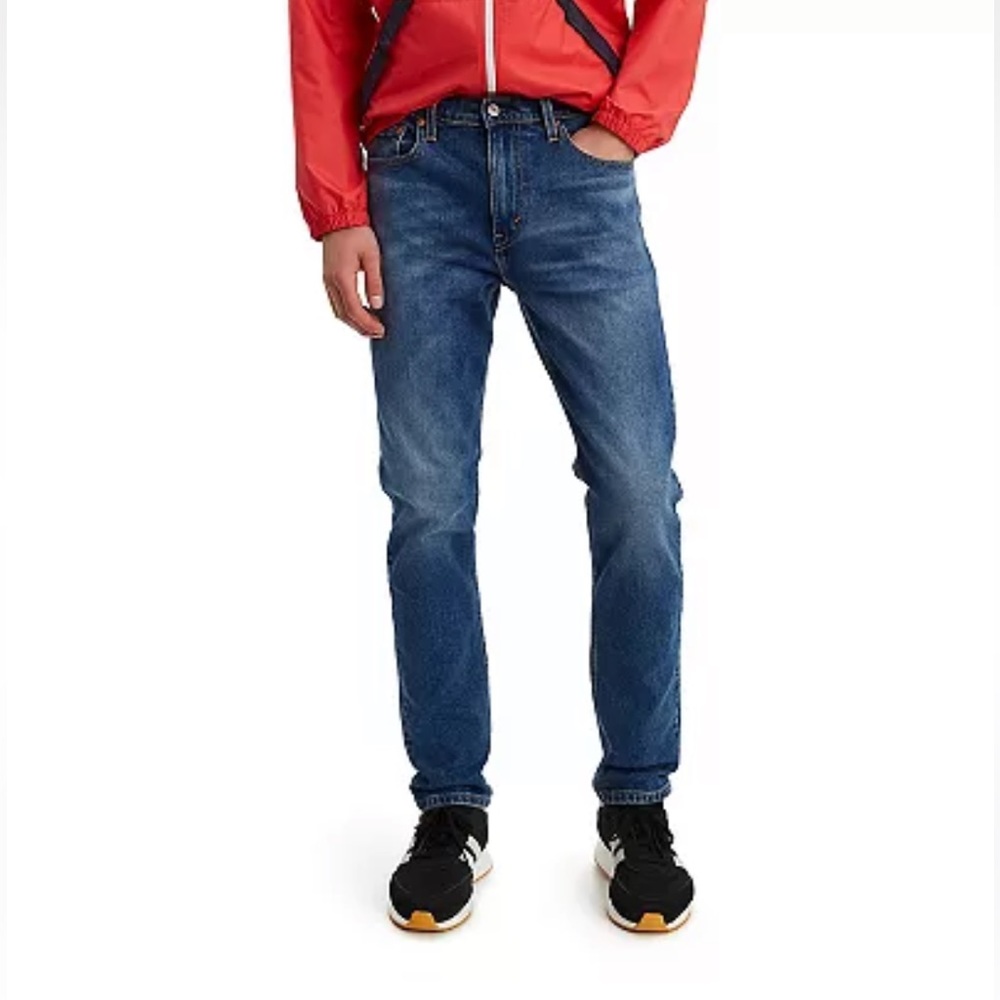 Levi 512 jeans. Size 32 x 30.